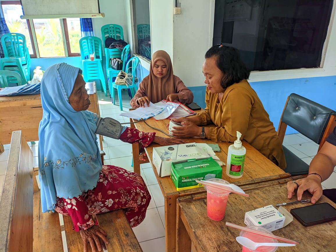 Cek Kesehatan Lansia